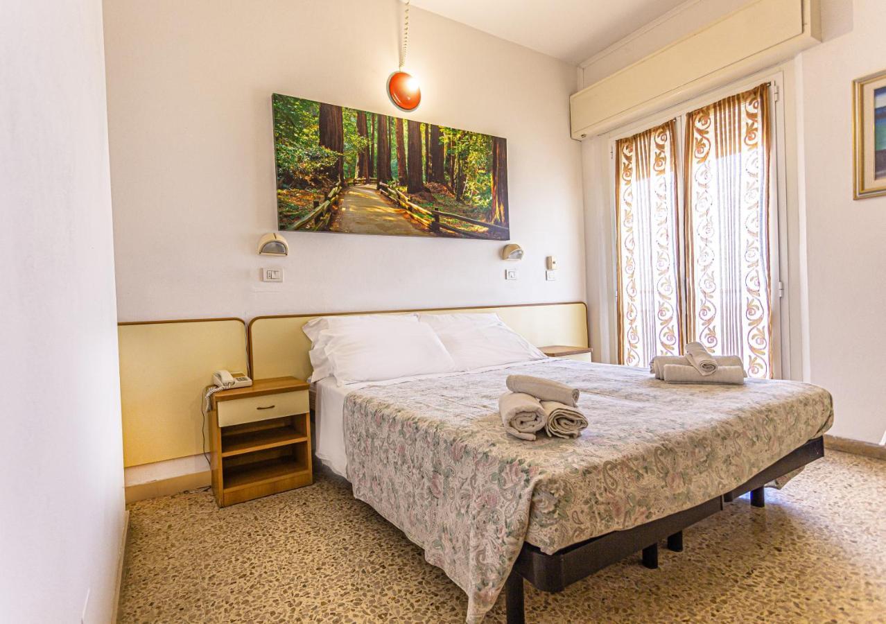 Hotel Continental Bellaria-Igea Marina Eksteriør bilde