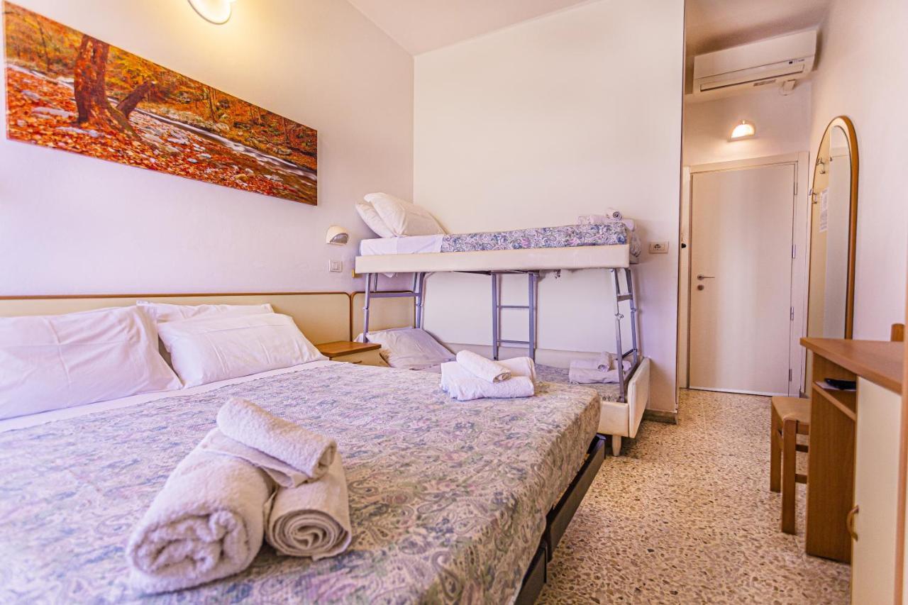 Hotel Continental Bellaria-Igea Marina Eksteriør bilde