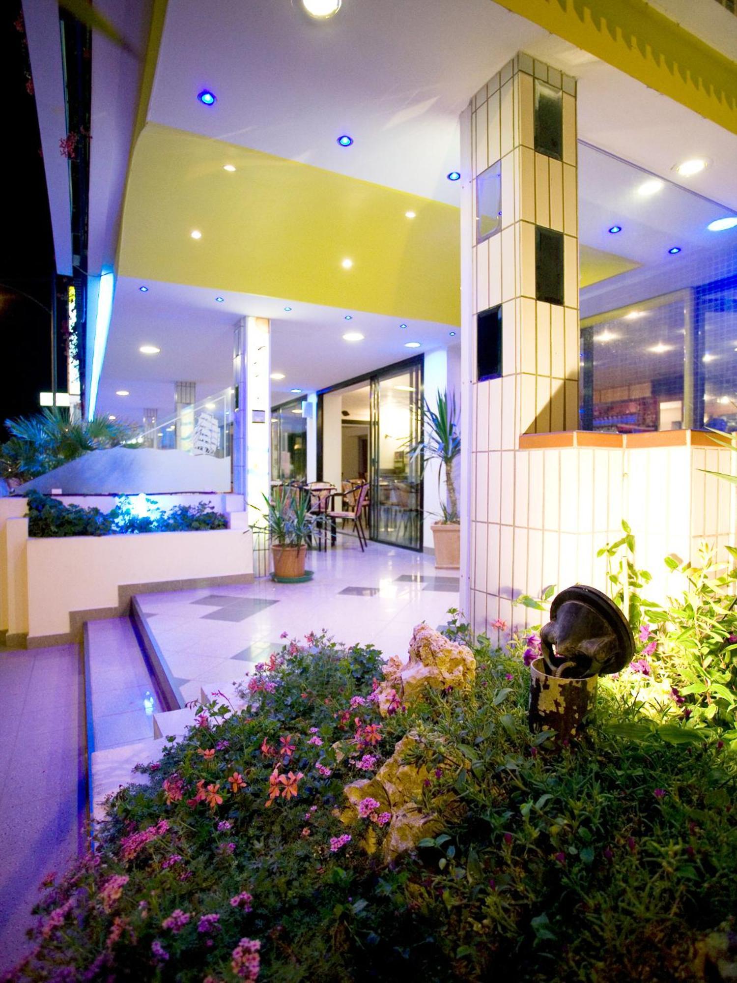 Hotel Continental Bellaria-Igea Marina Eksteriør bilde
